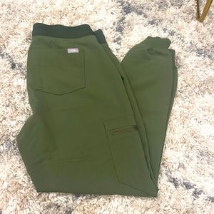 Dark Olive Zamora Jogger Figs